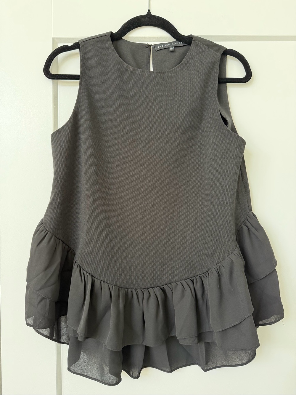 English Factory Designer Black Ruffle Too Size Small - Bx2